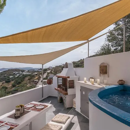 Sunny Deluxe Jacuzzi Apartment *